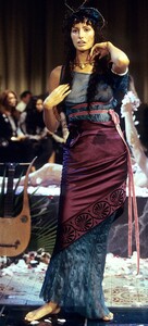 elsaB s99jGalliano-rtw-34v.jpg