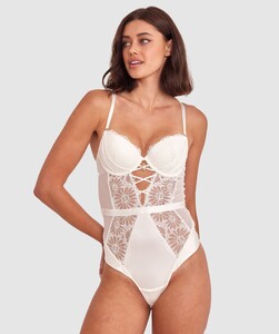 floriane-push-up-bodysuit-ivory-01478602-277799.thumb.jpg.9d155aa126fc4e65e0533b56b755d50a.jpg