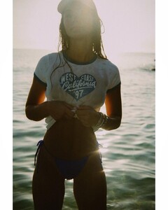 forever summer #stayclassy model- the magical @gingerburlew(1).jpg