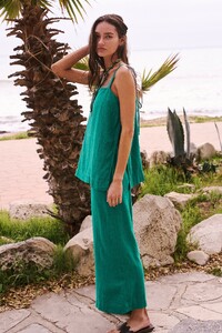images.urbndata-10.thumb.jpg.ab2bbdbf09c8c1f1f23ff752329365f1.jpg
