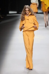 klossS08rykiel.thumb.jpg.488c865d10b7ee4f9e1e8e2444303b5c.jpg