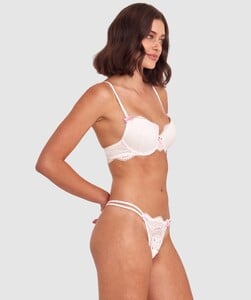 lela-push-up-bra-ivory-light-pink-01620401-277772.thumb.jpg.5bbfcd7d4bfbf96dd2b8de3a12db6b18.jpg