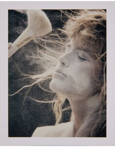 marco_glaviano-julie_anderson-3-polaroid_collection_1970_2000-10_7x8_5cm_1.thumb.jpg.f7a3a9fa0fd89480a577208c27c5b92c.jpg