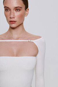 off-shoulder-top-688-milk-4.jpg