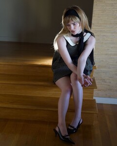 sophie-thatcher-graces-interlope-magazine-7-spring-2025-1.jpg