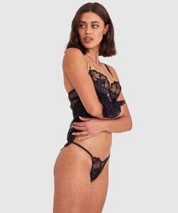vamp-all-yours-high-leg-g-string-black-01641801-274751.thumb.jpg.6b38729cf0dd1b6470fa3e42e73b45a8.jpg
