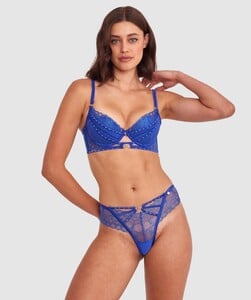 vamp-eyes-on-you-high-leg-brazilian-knicker-cobalt-blue-01603201-274712.thumb.jpg.42763568f9b8bfae135510fd8316a5bf.jpg