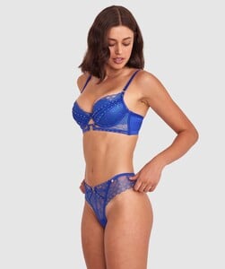 vamp-eyes-on-you-push-up-bra-cobalt-blue-01603001-275087.thumb.jpg.133a66b79d25322342144a1e027123ca.jpg