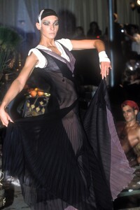wesson s99jGalliano-rtw-33.jpg