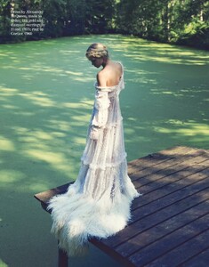 white_4.thumb.jpg.976c773cabc08f7ed4ec8ede00941d55.jpg