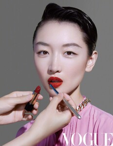 zhouDongyu1.thumb.jpg.d156bec9c2354ec959c35db5c9d3816b.jpg