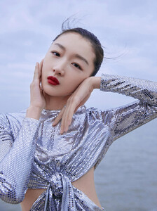 zhouDongyu13.thumb.jpg.f48957593f80c7144702bb119dea851a.jpg