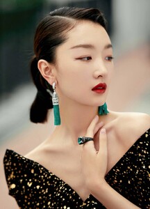 zhouDongyu2.thumb.jpg.0a722538fb4fb7788352f598f7416e90.jpg
