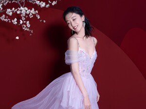 zhouDongyu3.thumb.jpg.73fae1307d7b0f88e2648f61eea97997.jpg