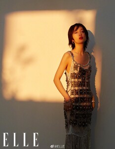 zhouDongyu4.thumb.jpg.4b12b9dd462b2f59b758e1114480183e.jpg