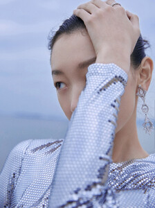 zhouDongyu4.thumb.jpg.53995583d35830becb0f64c2a0fb594d.jpg