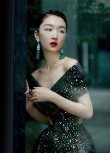 zhouDongyu4.thumb.jpg.6affa35f3e3ea5bf0b739f7ed86ae883.jpg