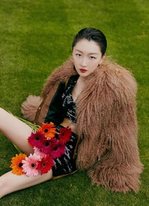 zhouDongyu5.thumb.jpg.6a130f00b5c478ad0da318f2c218224c.jpg