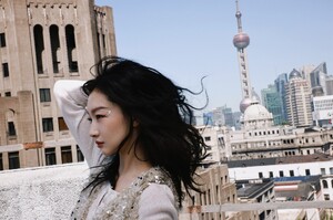 zhouDongyu6.thumb.jpg.36ddee394db70cd6f368644c1ed42be1.jpg