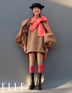 zhouDongyu8.thumb.jpg.68dadd427860f6487a3e7e45376fffc2.jpg