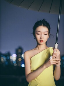 zhou_DongYu3.thumb.jpg.9baac8d0d5b29e983886f2683d1f5192.jpg