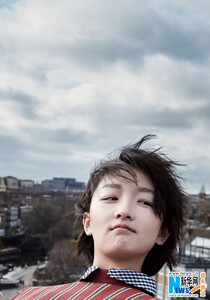 zhoudongYu1.thumb.jpg.a40af3ef0ae56f42e27252d210b3b647.jpg