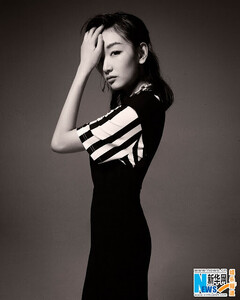 zhoudongyuactress5.thumb.jpg.7045a1f8d9407765aee609cf1d8878bb.jpg