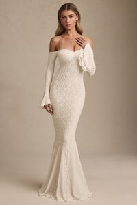 006_13613-Ivory_Verena_6.jpg