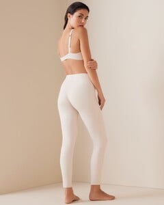 15130011502_S_Ivory_InfusedUnlinedBralette_FULLLENGTH_msg_Tamara_is_5_27_7_0022_002F_173_and_wears_a_12B_8a81dbb4-4350-4f43-a49f-a469584746db.jpg