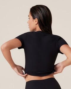 15130041001_S_black_InfusedTee_BACK_msg_Tamara_is_5_27_7_0022_002F_173_and_wears_a_12B_2317557e-617d-4022-8cac-31208da4d278.jpg