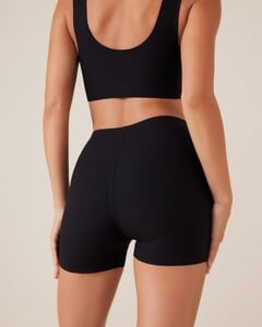 15140011001_S_Black_InfusedShortie_BACK_msg_Tamara_is_5_27_7_0022_002F_173_and_wears_a_12B_59697c8c-1286-438a-85ad-2b6c9c13b9a4.jpg