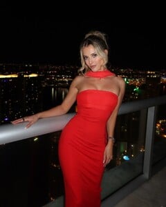 [2025.05.07] lindsaymariebrewer_495506582_18501722104023234_4295848211400579274_n.jpg