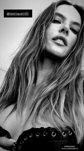 [2025.05.10] alessandraambrosio_3629744679455025630.jpg