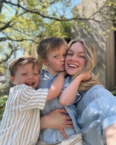 [2025.05.11] lindsellingson_497102132_18504168832043062_7307283918435897512_n.jpg