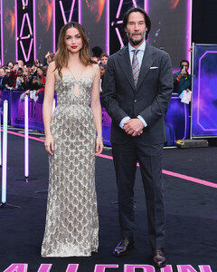 [2025.05.22] entertainmenttonight_500670339_18503176357012712_5055132138938482301_n.jpg