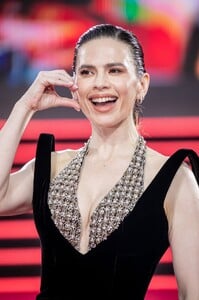 2214183389_l.jpg