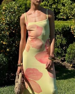 2 Our current camera roll faves Swipe for the ultimate spring style inspo featuring bold florals & chic sets from @helmutlang, @loversfriendsla, @devonwindsor, @forloveandlemons, & more Link in bio to shop.jpg