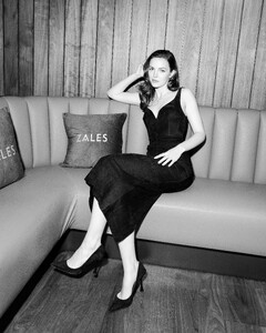 594179487_ella-6.jpg