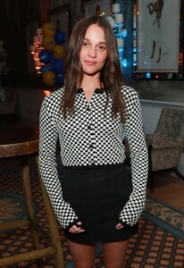 594571834_alicia-2.jpg