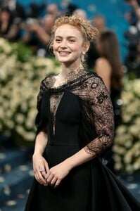 595546994_ss15.jpg