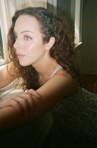 595758592_elizabeth-4.jpg
