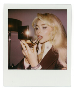 595800336_sabrina-3.jpg