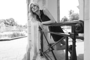 596380418_2025-05-08-kat-mcnamara-djzkozgjud7-3.jpg