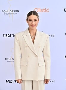 599372260_ch2.jpg