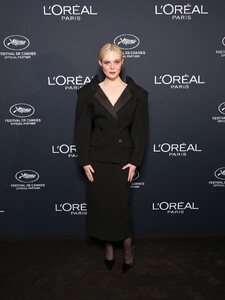 603343026_elle-1.jpg
