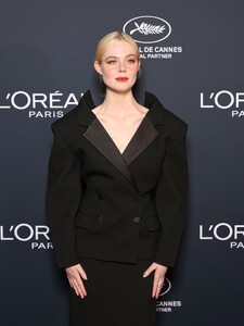 603343054_elle-5.jpg