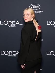 603343067_elle-8.jpg