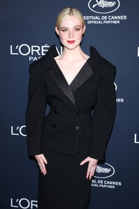 603362400_elle2-7.jpg
