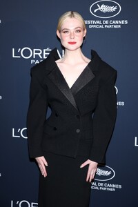 603362486_elle2-10.jpg