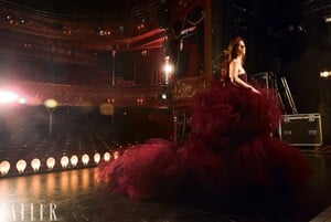 605020255_rleslie_tatler06.jpg
